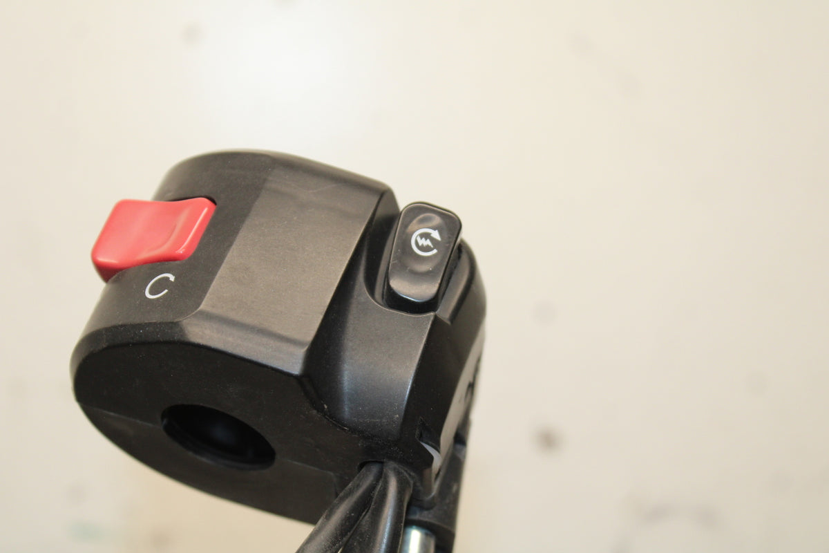 12-17 KAWASAKI ER-6N Z650 RIGHT CLIP ON HANDLE KILL OFF START SWITCH BB709