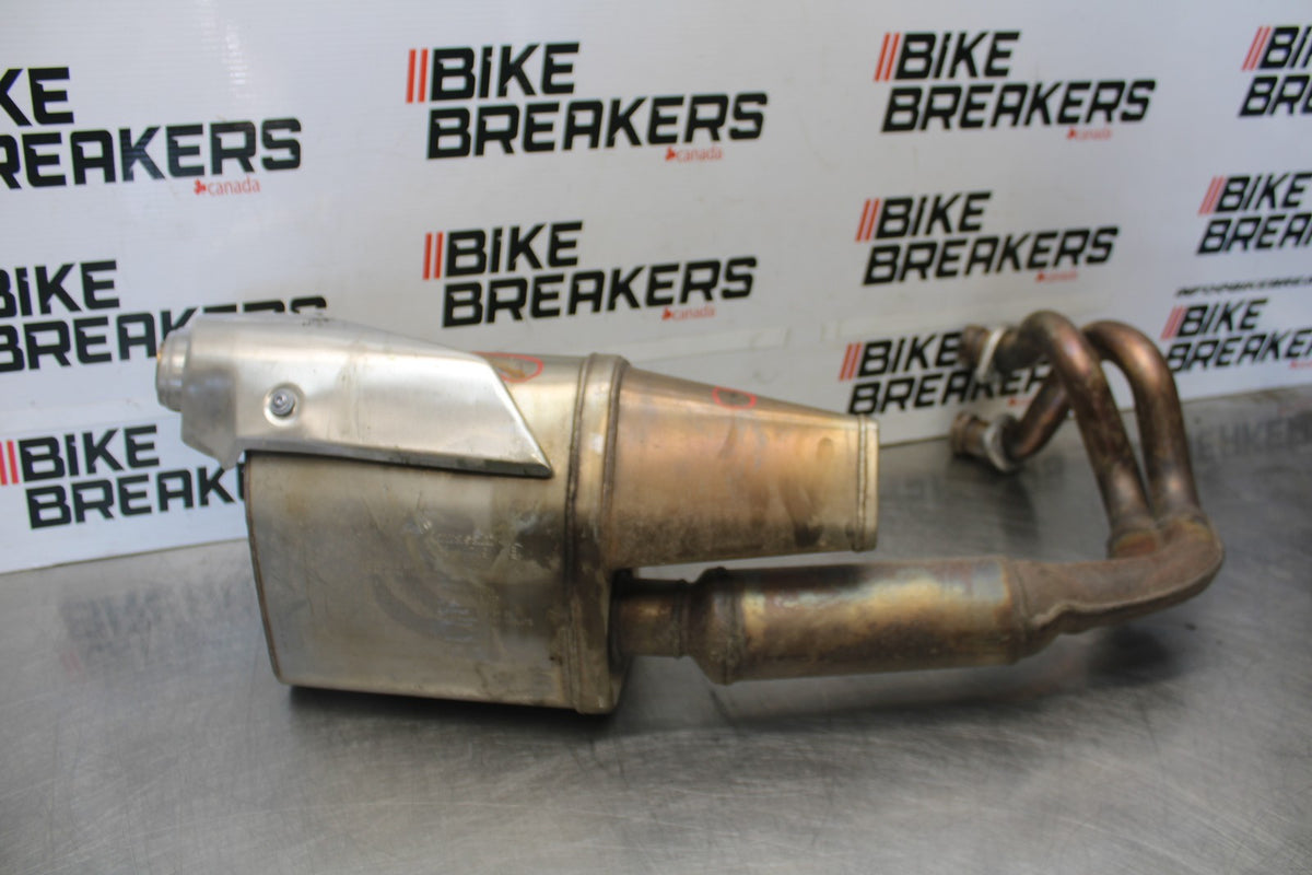 23 KAWASAKI NINJA 650 EX650 FULL EXHAUST SYSTEM HEADERS PIPE MUFFLER BB920