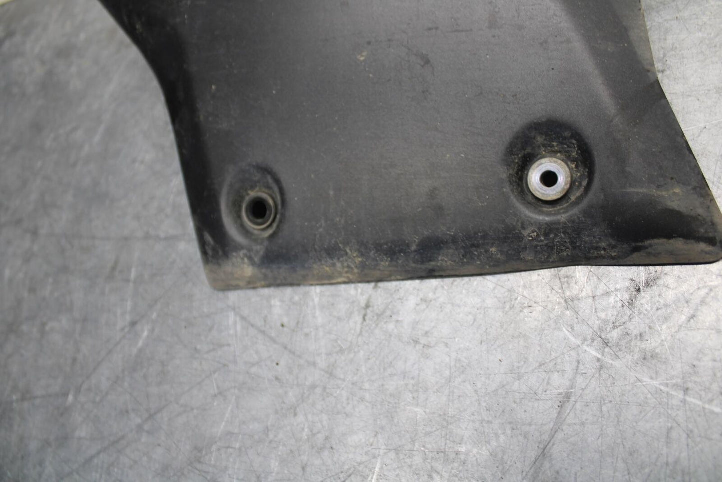 2012 Kawasaki Ninja ZX6R REAR MUFFLER EXHAUST PIPE COVER HEAT SHIELD BB529