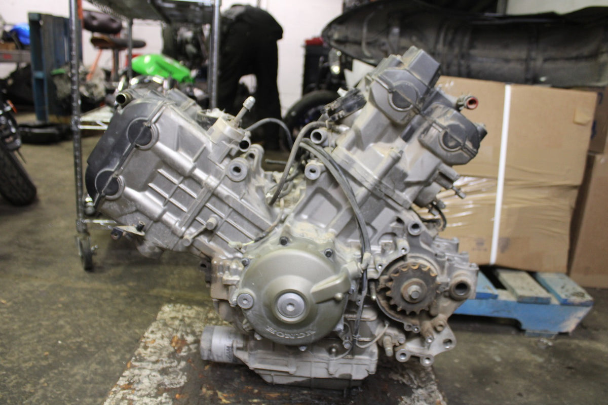 98-05 HONDA SUPER HAWK 1000 VTR1000F ENGINE MOTOR BB821