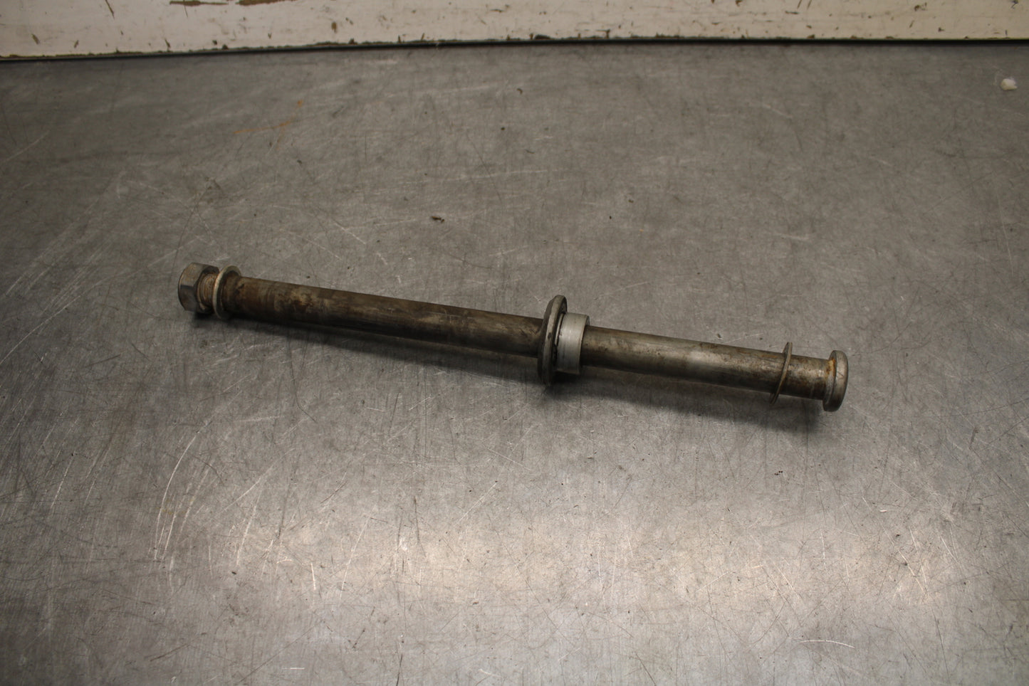04-12 HONDA ST1300A REAR AXLE BACK WHEEL RIM PIVOT BOLT AXEL BB669