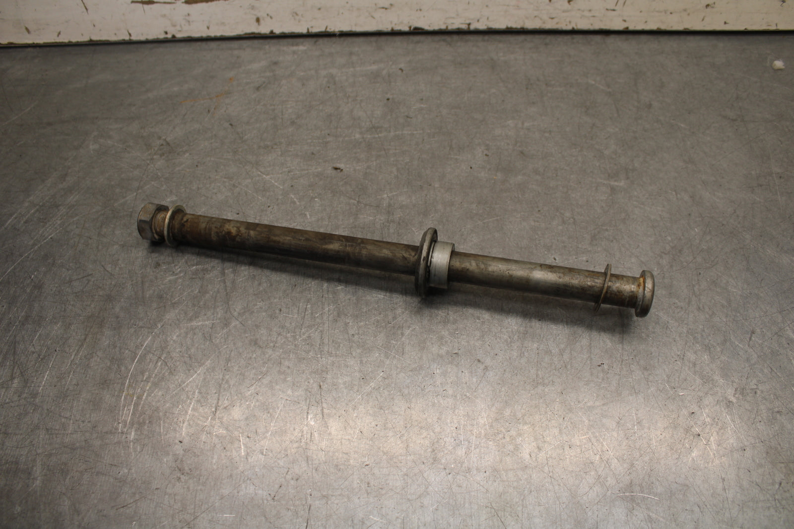 04-12 HONDA ST1300A REAR AXLE BACK WHEEL RIM PIVOT BOLT AXEL BB669