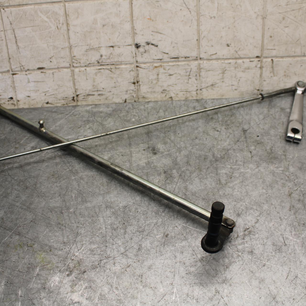 2007 Suzuki Boulevard M50B REAR BACK BRAKE TORQUE ROD SHAFT BAR BB537