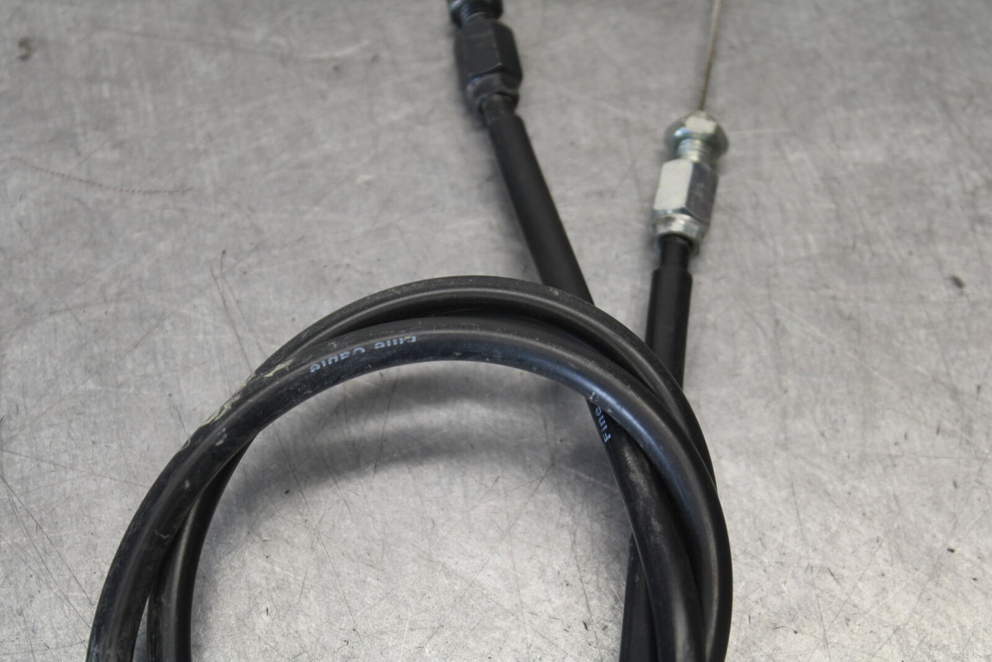 09-14 YAMAHA YZF R1 THROTTLE CABLES LINES 14B-26302-01-00 BB696