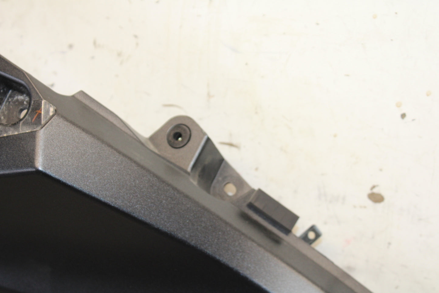 18-23 KAWASAKI NINJA 400 LEFT MID UPPER SIDE FAIRING COWL PLASTIC BB679