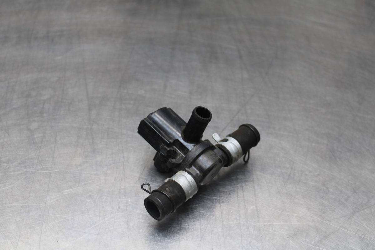 09 SUZUKI GSXR1000 AIR VALVE SOLENOID TOP ENGINE SWITCH SENSOR BB777