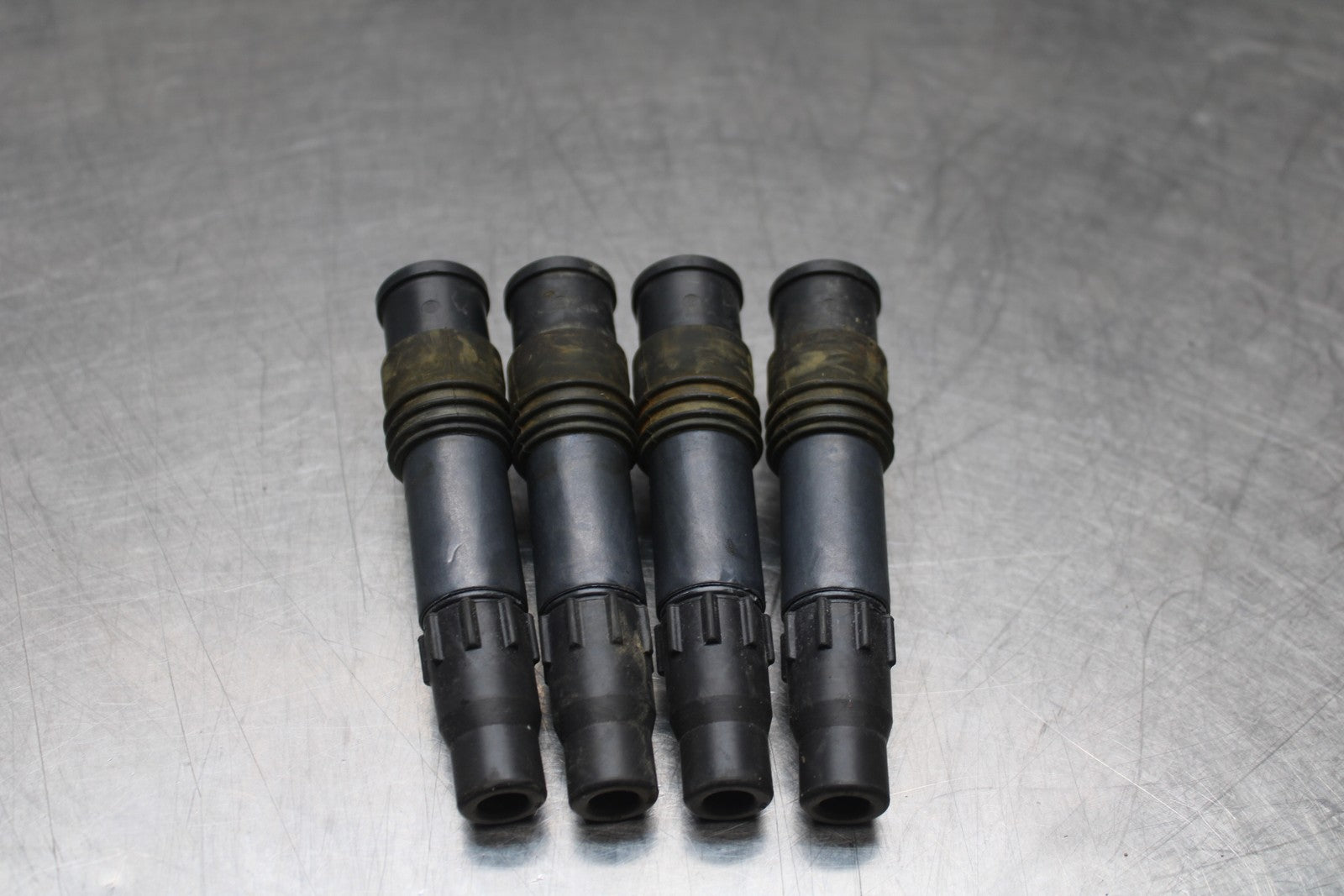 07 SUZUKI GSXR1000 IGNITION COILS COIL SPARK PLUG CAPS 33410-35F10 BB770