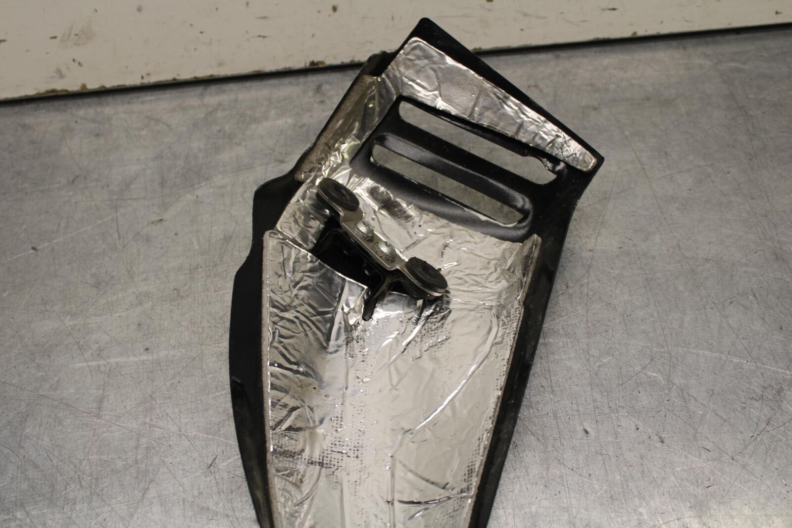 06-14 YAMAHA ROADLINER S XV1900S SIDE COVER PANEL COWL FAIRING BB619