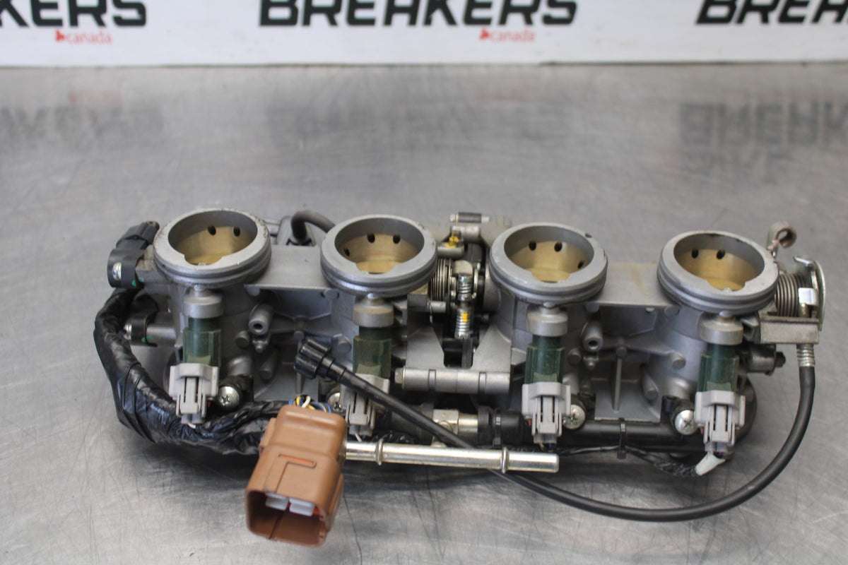08 KAWASAKI NINJA ZX10R MAIN FUEL INJECTORS / THROTTLE BODIES BB902