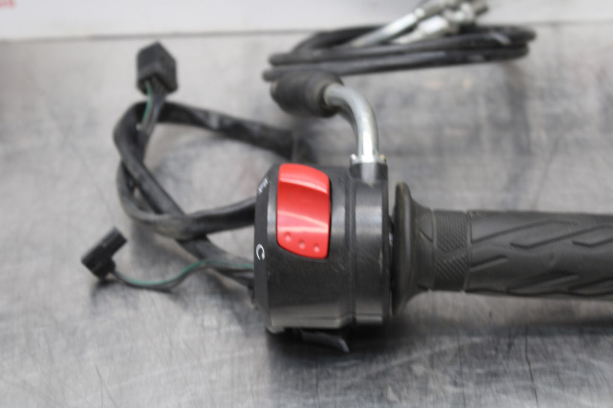 10 SUZUKI SV650 RIGHT CLIP ON HANDLE KILL OFF START SWITCH SWITCHES BB181