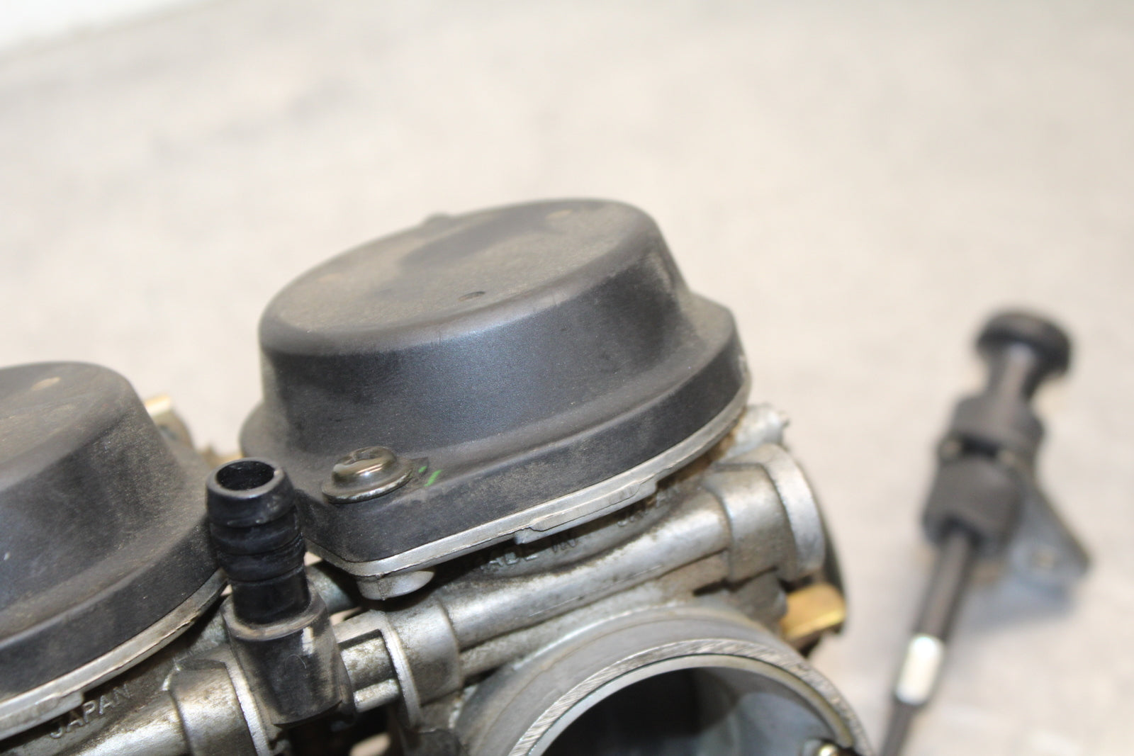 00 SUZUKI INTRUDER 1500 VL1500 CARB CARBURETOR BB761