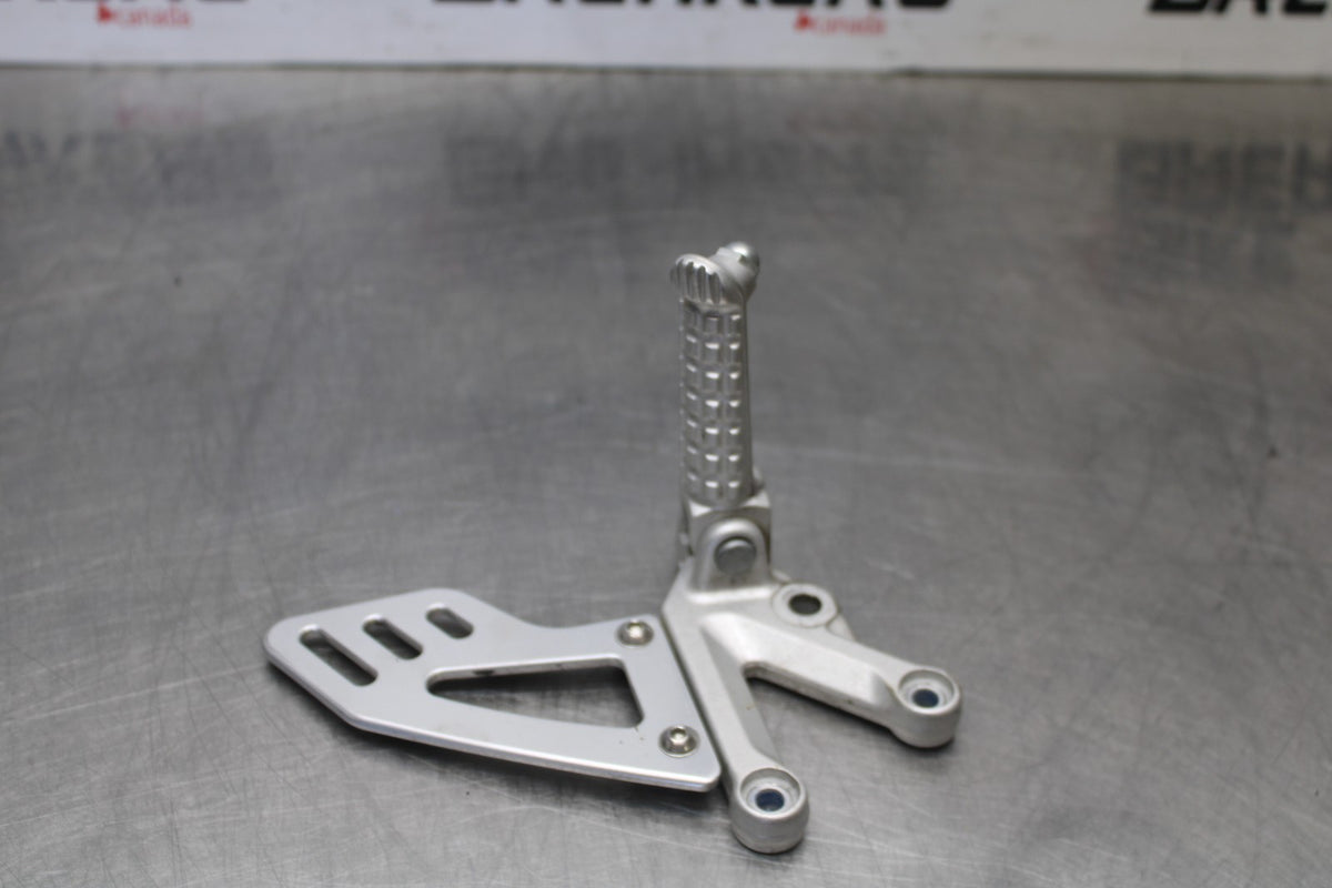 16 APRILIA TUONO V4 1100 LEFT REARSET REAR SET DRIVER FOOT PEG REST STOP BB905