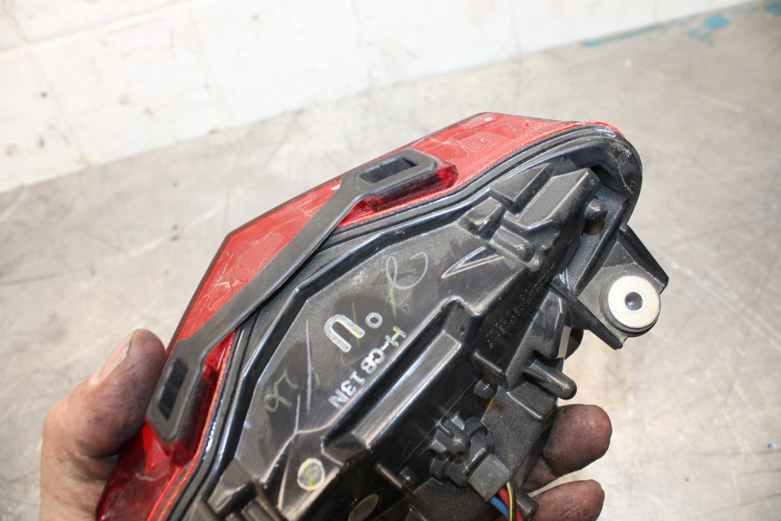 12-17 KAWASAKI NINJA 650 REAR TAIL TAILLIGHT BACK BRAKE LIGHT 23025-0307 BB470