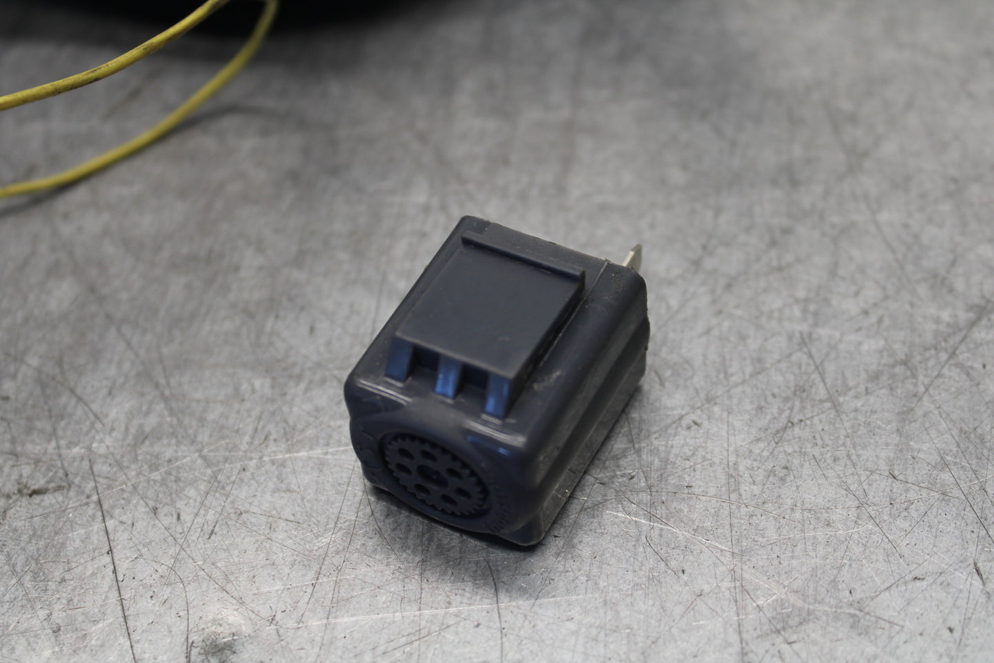 09-12 KAWASAKI NINJA ZX6R AFTERMARKET REAR TAIL TAILLIGHT BACK BRAKE LIGHT BB698