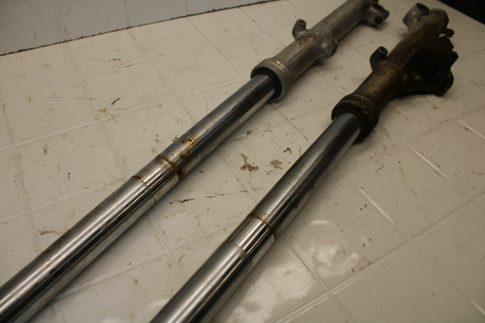 80-83 YAMAHA MAXIM 650 XJ650 FRONT FORKS SHOCK SUSPENSION SET PAIR BB403