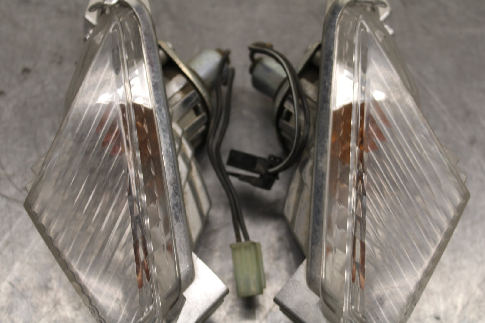 11-17 SUZUKI GSXR600 REAR LEFT RIGHT TURN SIGNALS LIGHT INDICATORS BB132