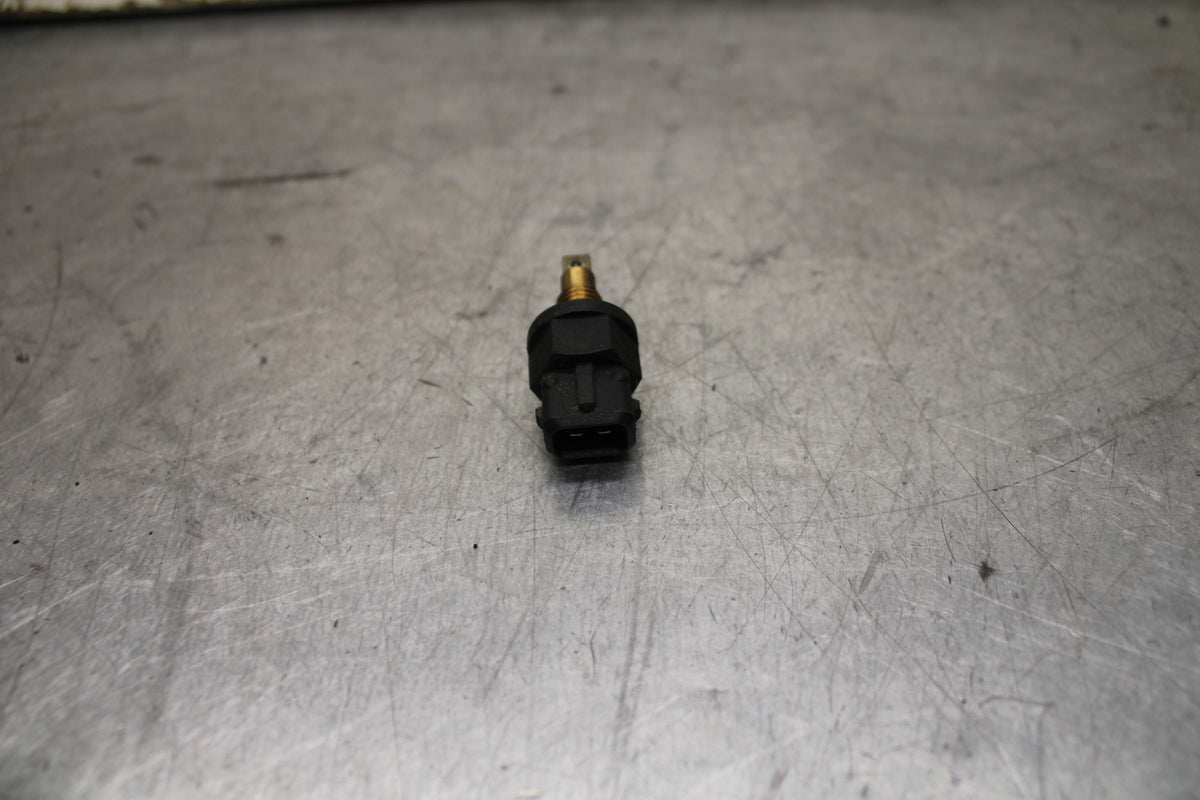03-04 TRIUMPH DAYTONA 600  AIR BOX SENSOR BB745