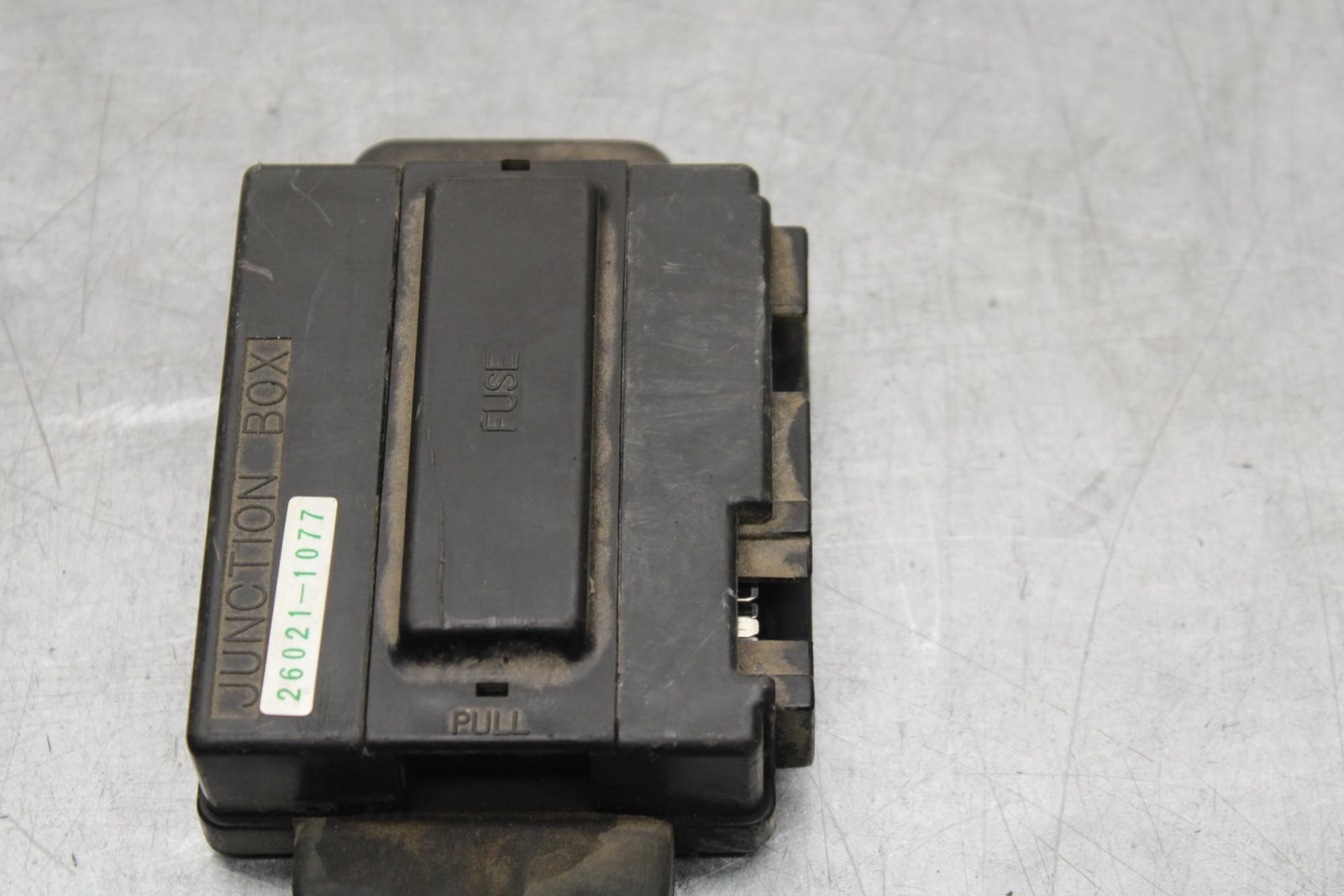00-01 KAWASAKI ZZR600 RELAY ASSEMBLY FUSE BOX BB568