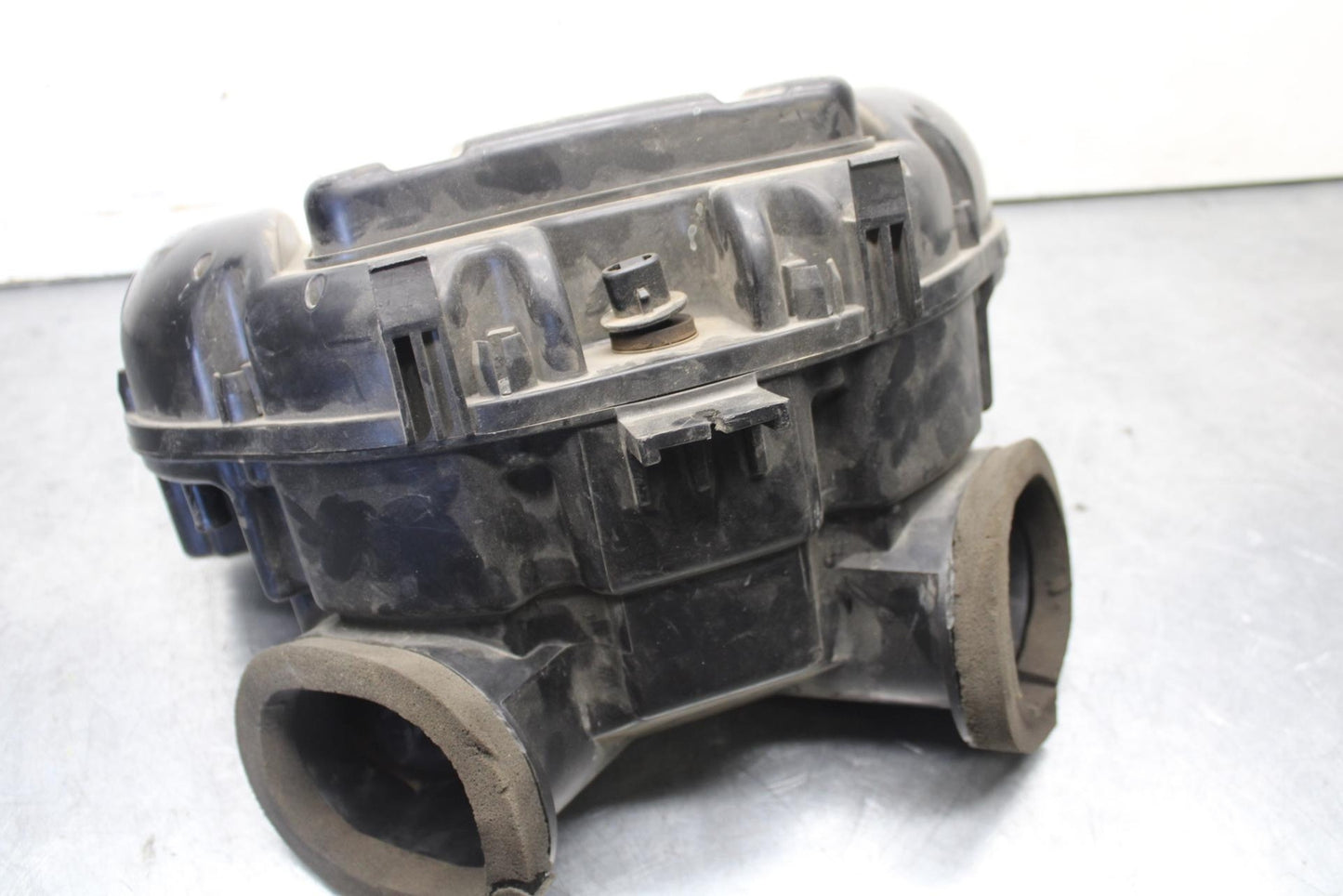 1995 Suzuki RF600R AIRBOX AIR INTAKE FILTER BOX BB104