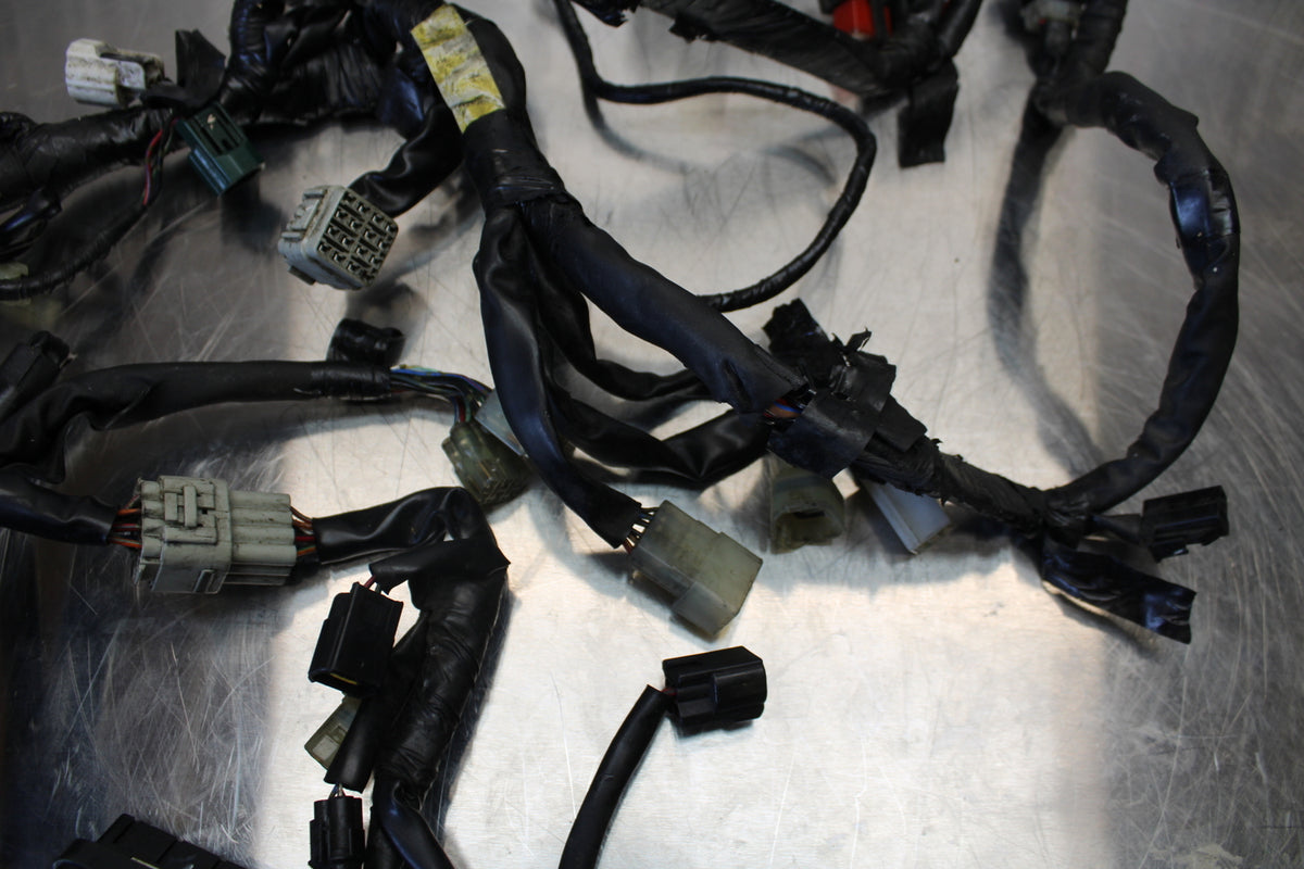 07 YAMAHA YZF R1 MAIN ENGINE WIRING HARNESS MOTOR WIRE LOOM BB120