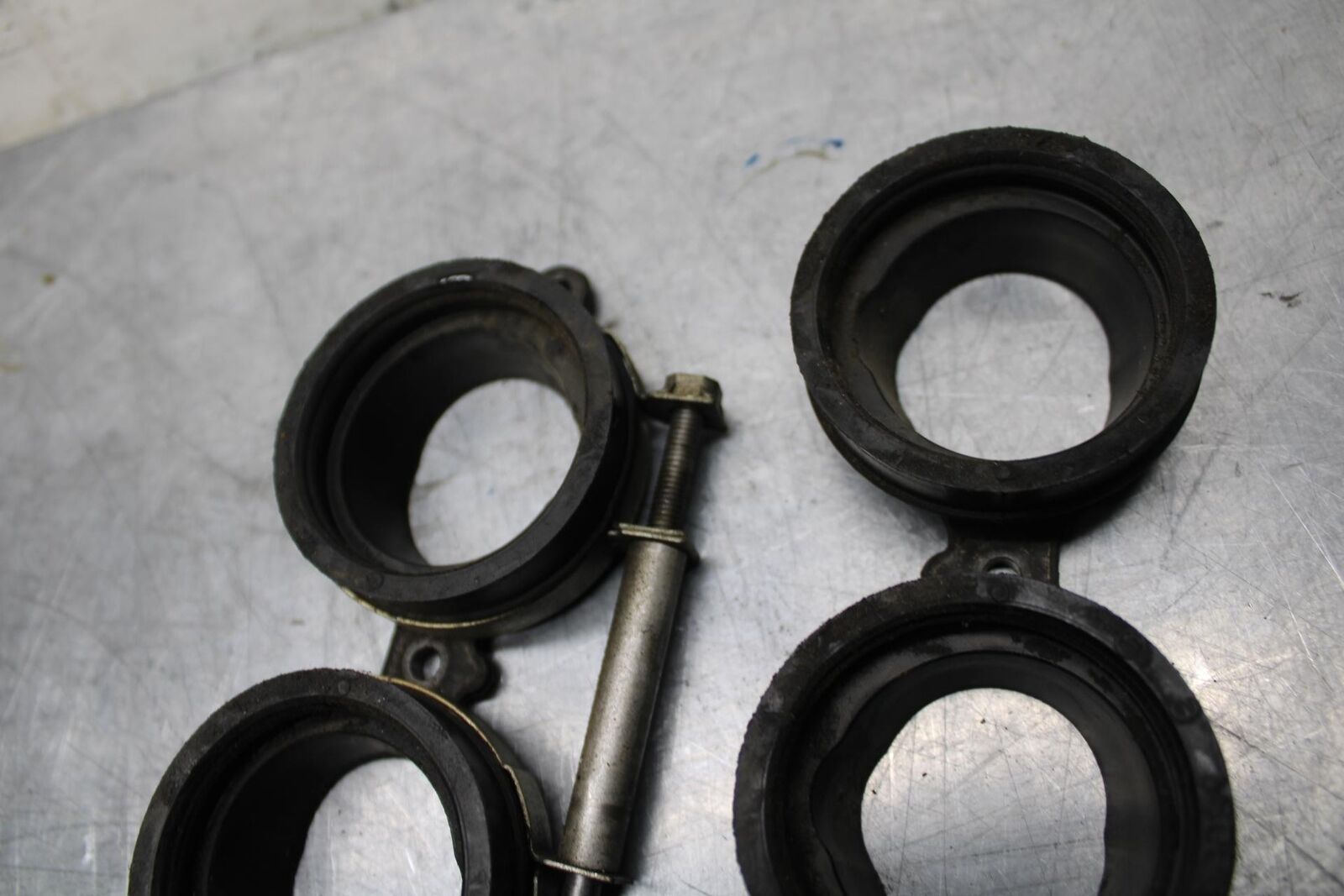 06-11 KAWASAKI  ZX-14R INTAKE MANIFOLD BB478