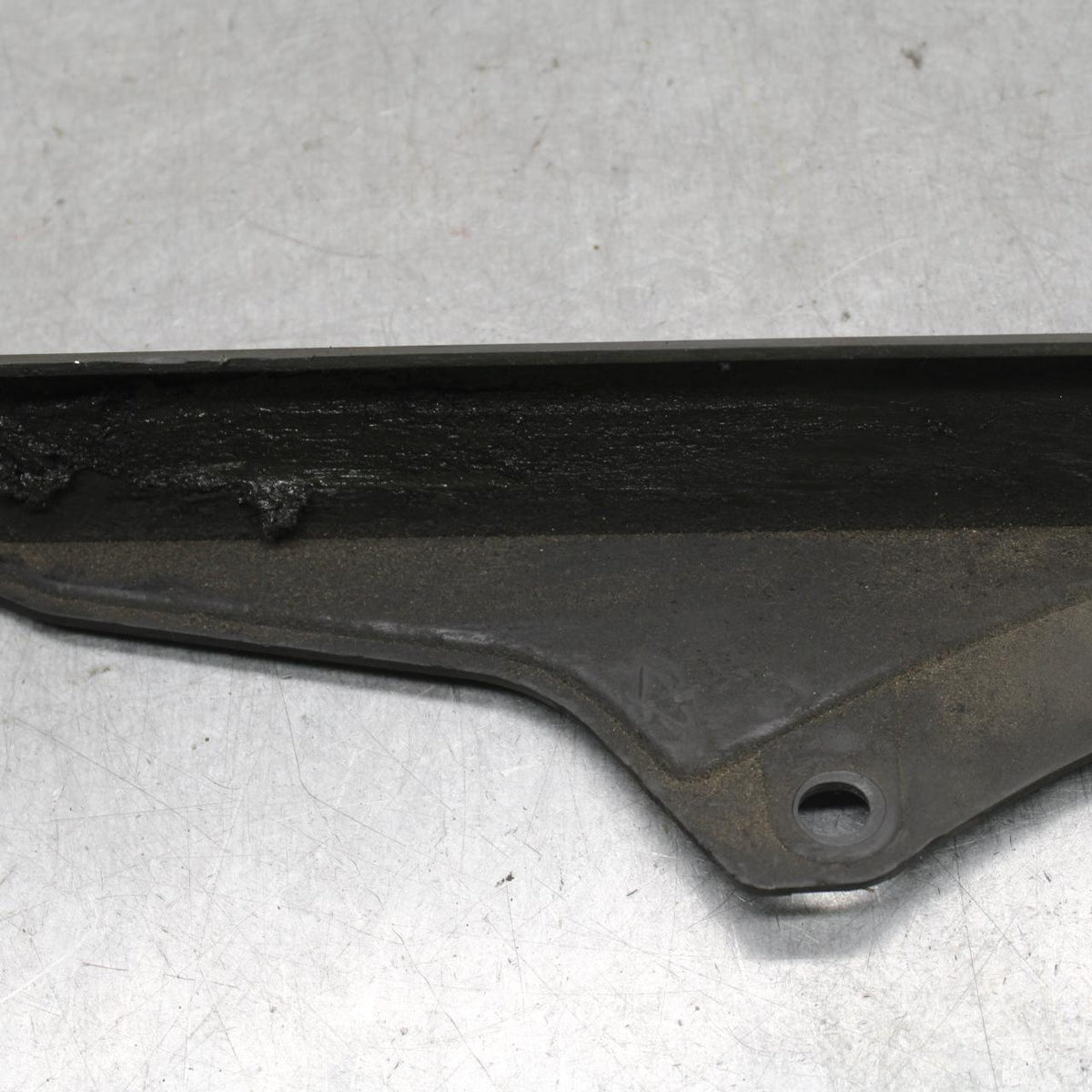 06-07 SUZUKI GSXR750 REAR BACK DRIVE CHAIN GUARD COVER SHIELD BB645