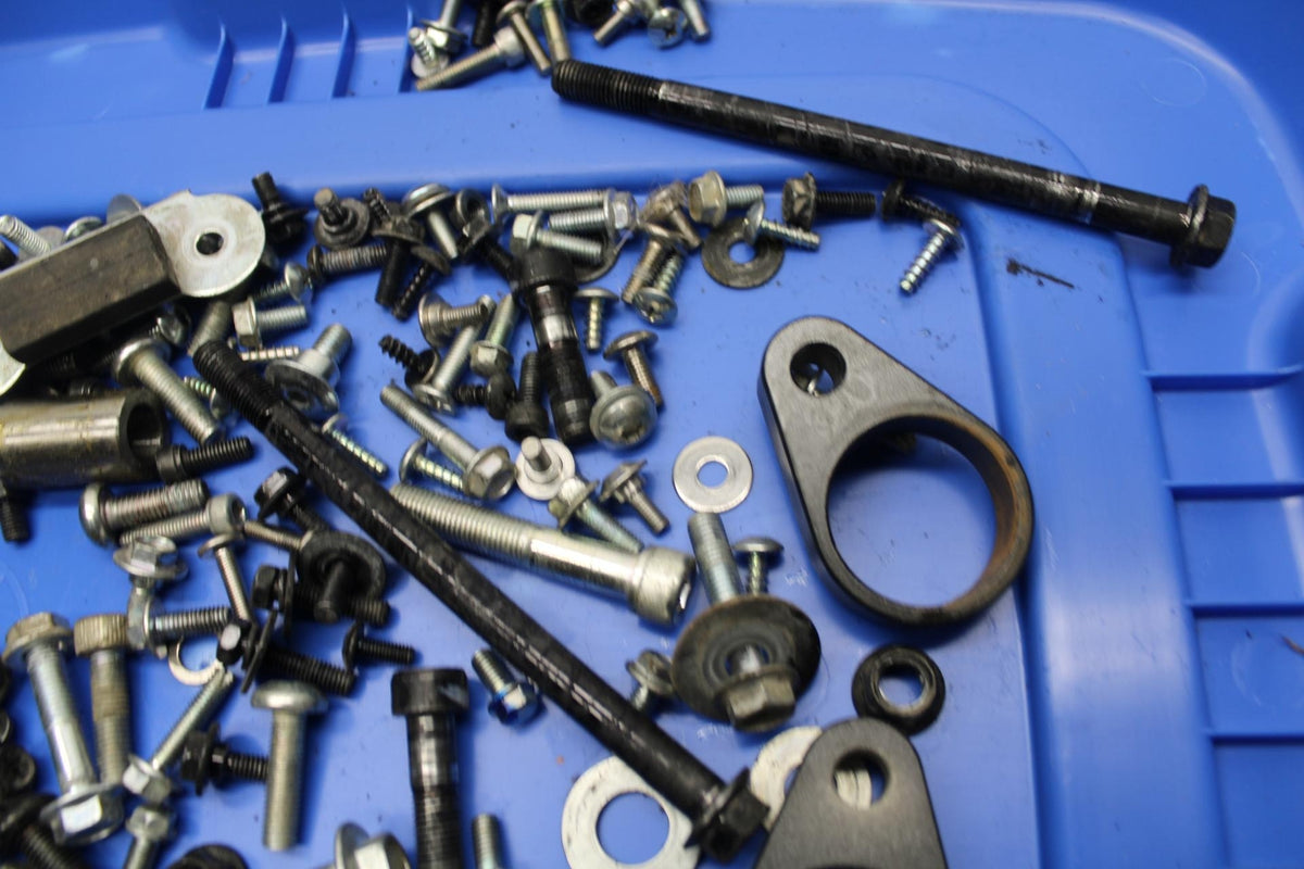 17-23 SUZUKI GSXR 250 GSX250RL8  MOUNTING BOLTS HARDWARE MOTOR SCREWS BB490