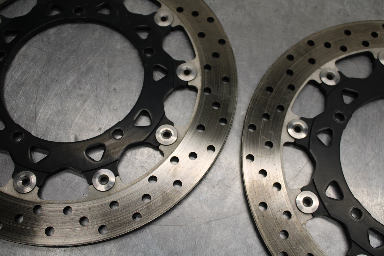 03-05 YAMAHA YZF R6  FRONT LEFT RIGHT BRAKE ROTORS DISCS BB132