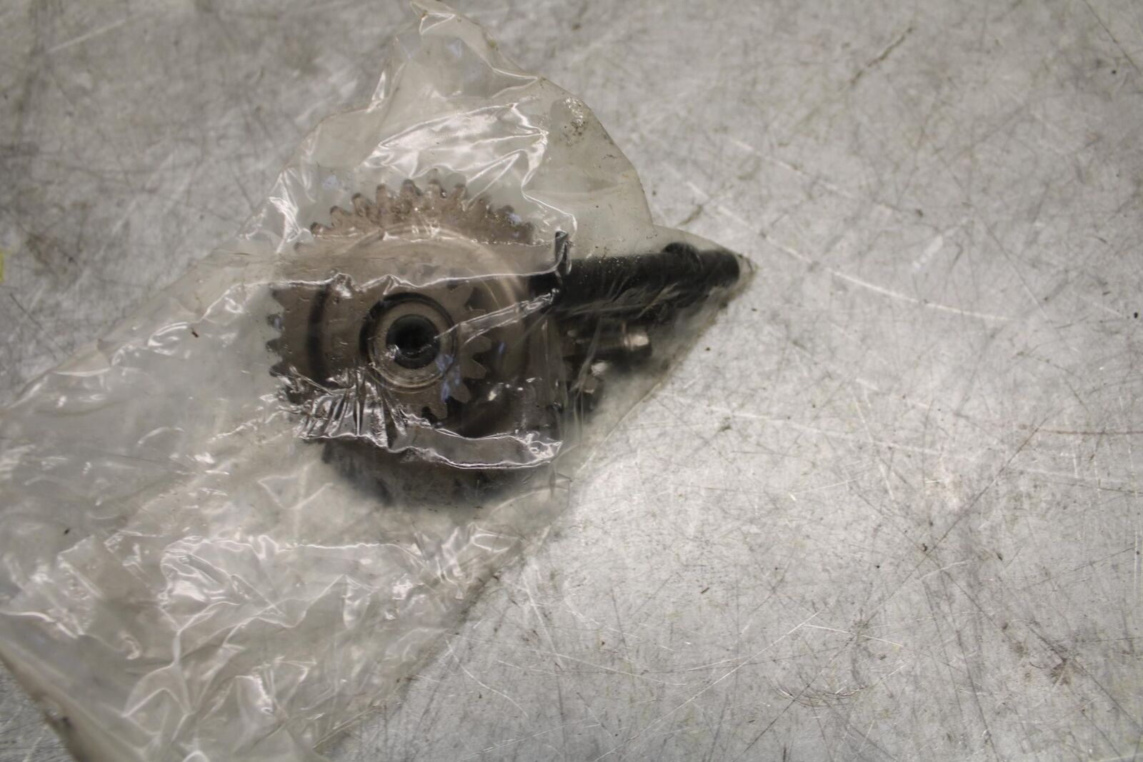 2007 Kawasaki Ninja ZX6R ZX600P STATER GEAR COVER CASE BB47