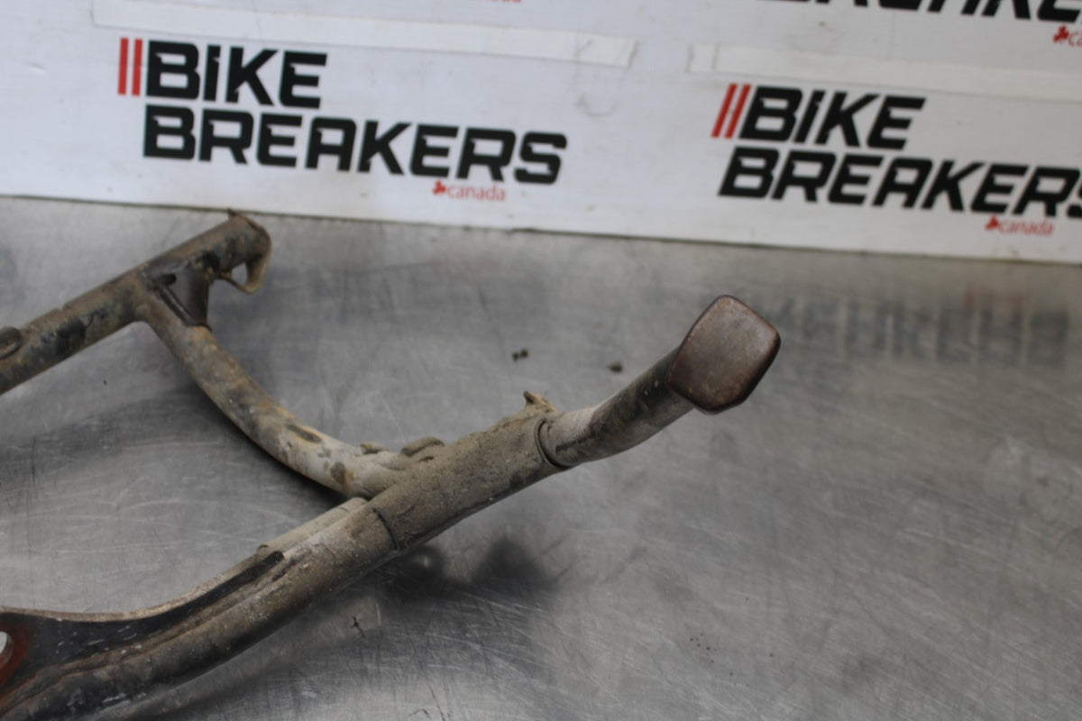 06-07 HONDA INTERCEPTOR 800 VFR800 CENTER MAIN STAND BB917