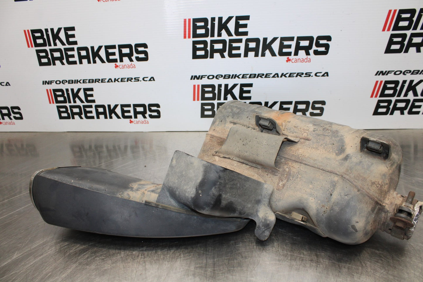 06-07 SUZUKI GSXR 600 EXHAUST PIPE MUFFLER SLIP ON CAN SILENCER BB170