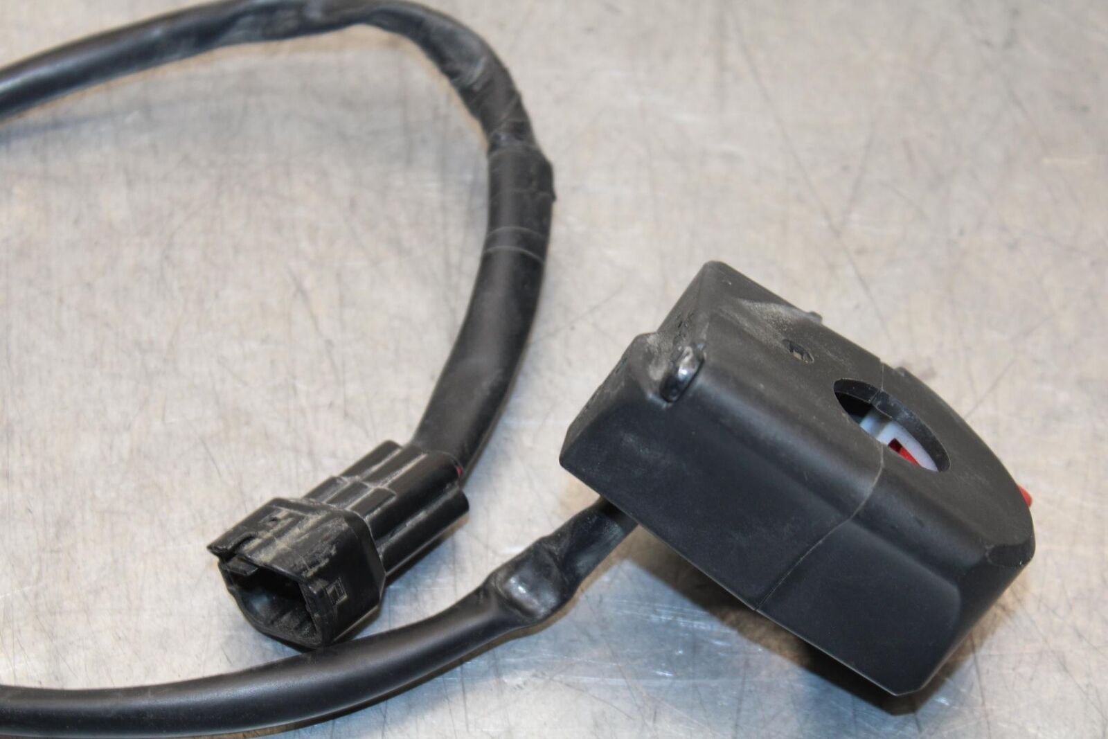 16-20 KAWASAKI ZX10R RIGHT CLIP ON HANDLE KILL OFF START SWITCH  BB591