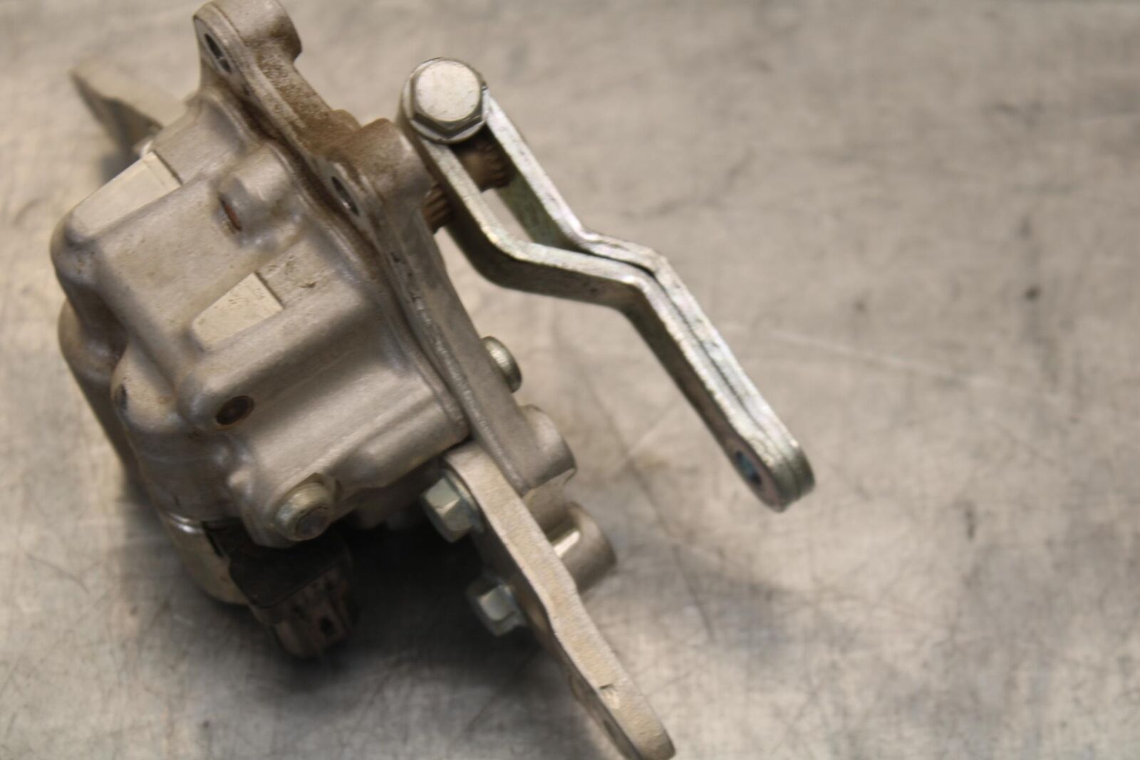 2007 Honda CBR600RR STEERING DAMPER STABILIZER 53700-MFJ-D01 BB596