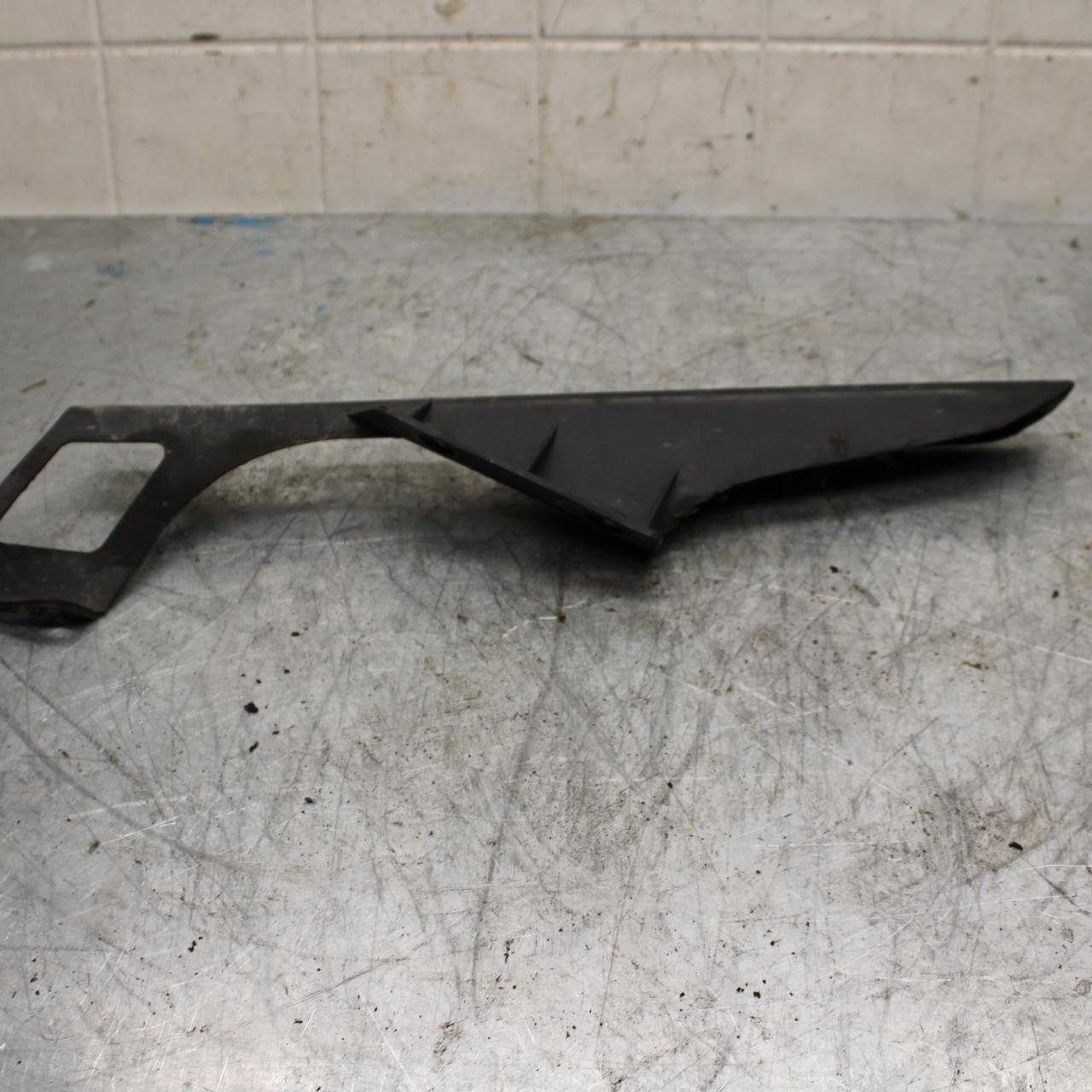 99-07 SUZUKI HAYABUSA GSX1300R REAR BACK DRIVE CHAIN GUARD COVER SHIELD BB426