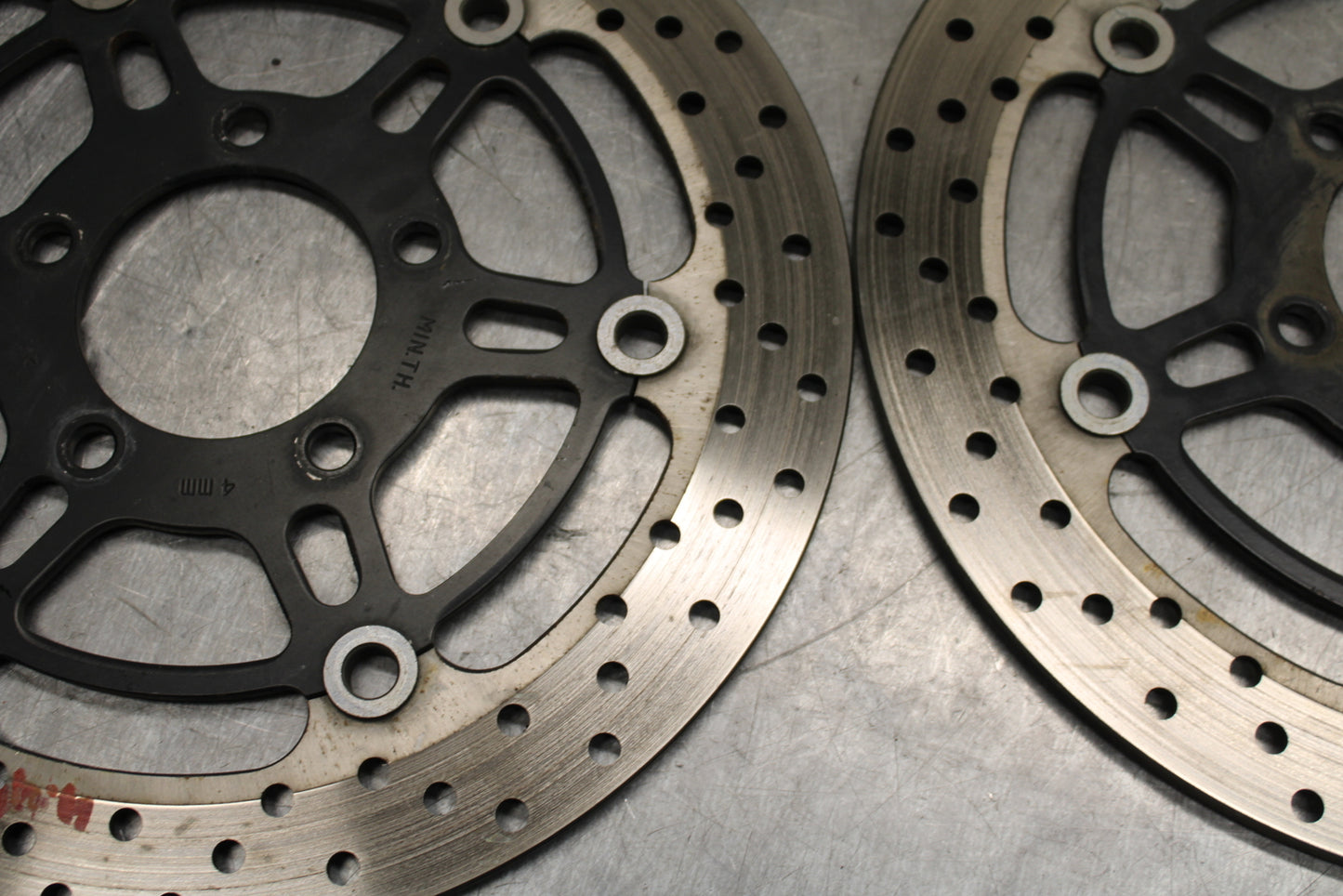 03 SUZUKI SV650S FRONT LEFT RIGHT BRAKE ROTORS DISCS BB130