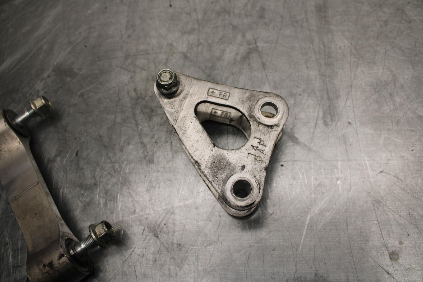 11-21 SUZUKI GSXR750 REAR DOGBONE SHOCK LINKAGE LINK BB492