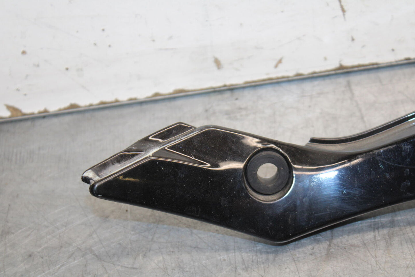 08-10 SUZUKI GSXR750 LEFT REAR BACK TAIL FAIRING COWL SHROUD BB476
