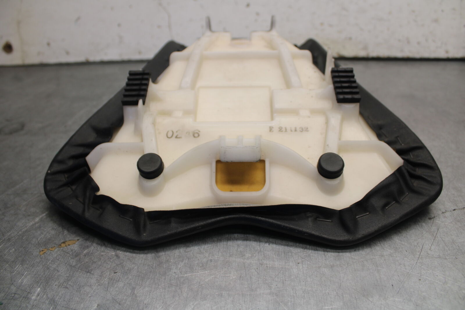 09-12 KAWASAKI NINJA ZX6R FRONT DRIVERS SEAT PAD SADDLE 53066-0246-MA BB698