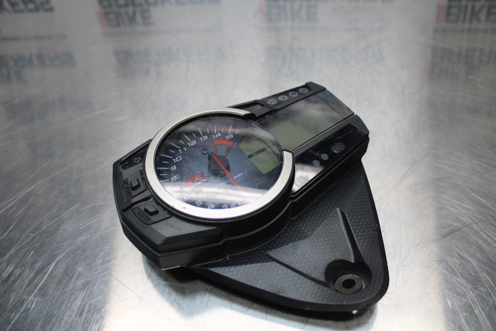 11 SUZUKI GSXR1000 SPEEDO TACH GAUGES CLUSTER SPEEDOMETER TACHOMETER BB142