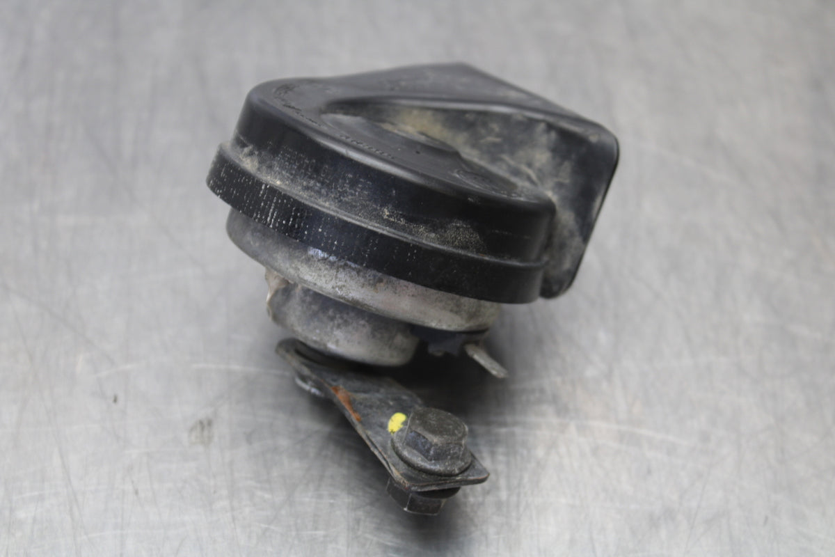 04-09 SUZUKI GS500F HORN SIGNAL BB165