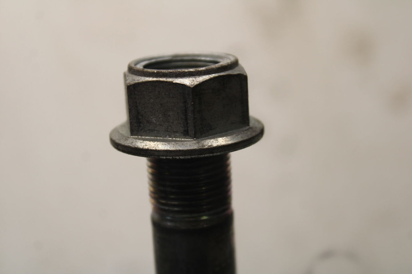 17-24 SUZUKI SV650 REAR AXLE BACK WHEEL RIM PIVOT BOLT AXEL BB706