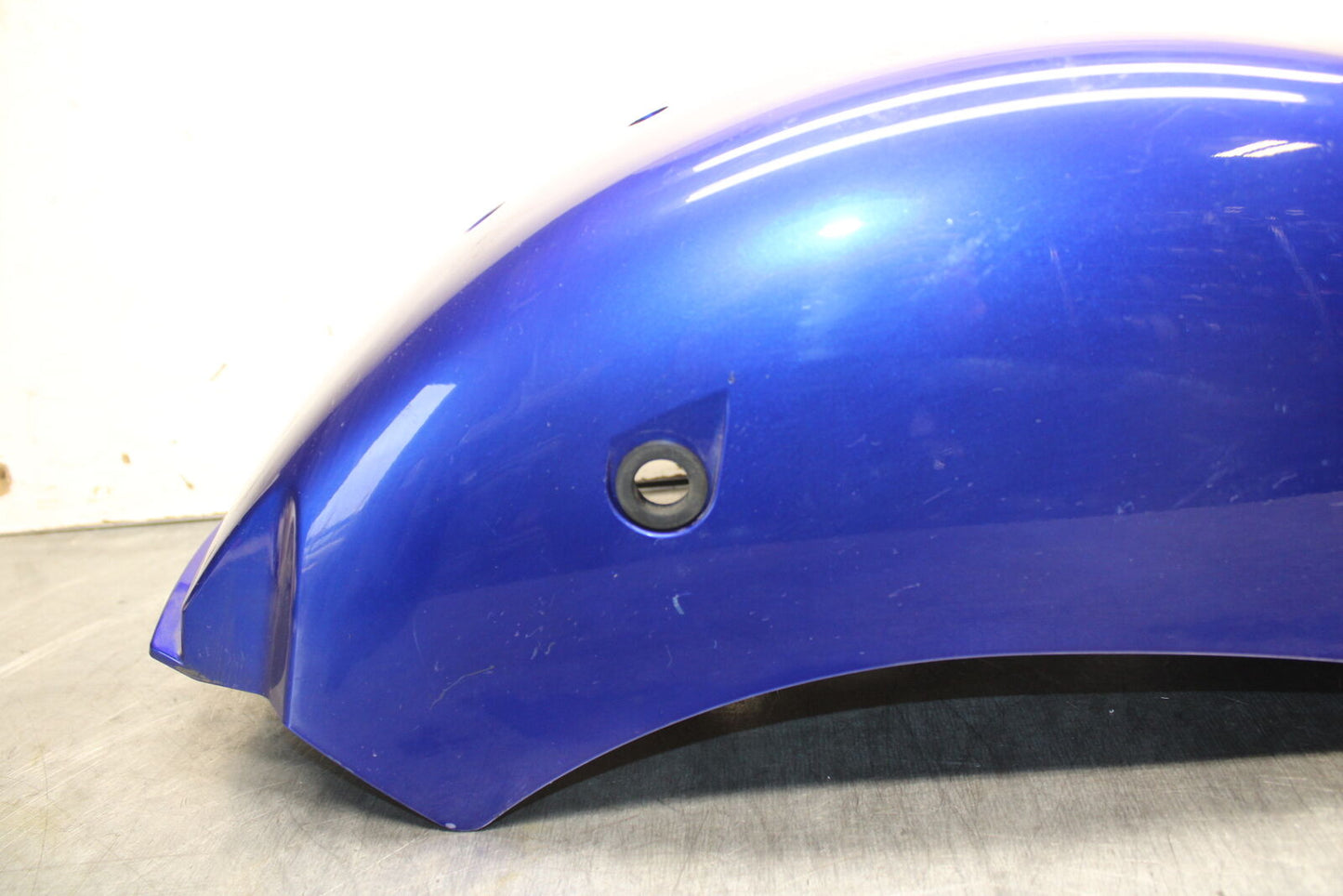 05-06 SUZUKI BOULEVARD M50 REAR BACK WHEEL FENDER MUD GUARD BB671