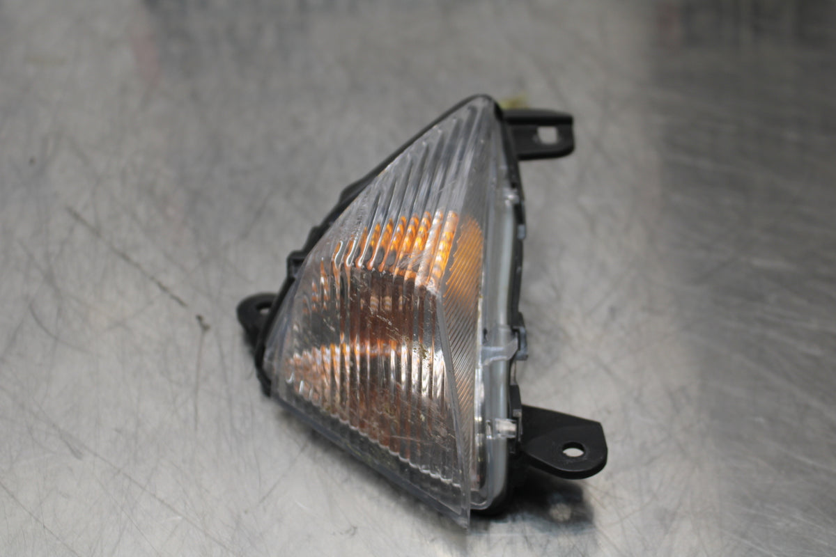 07 KAWASAKI Z1000 RIGHT FRONT TURN SIGNAL LIGHT INDICATOR BB148