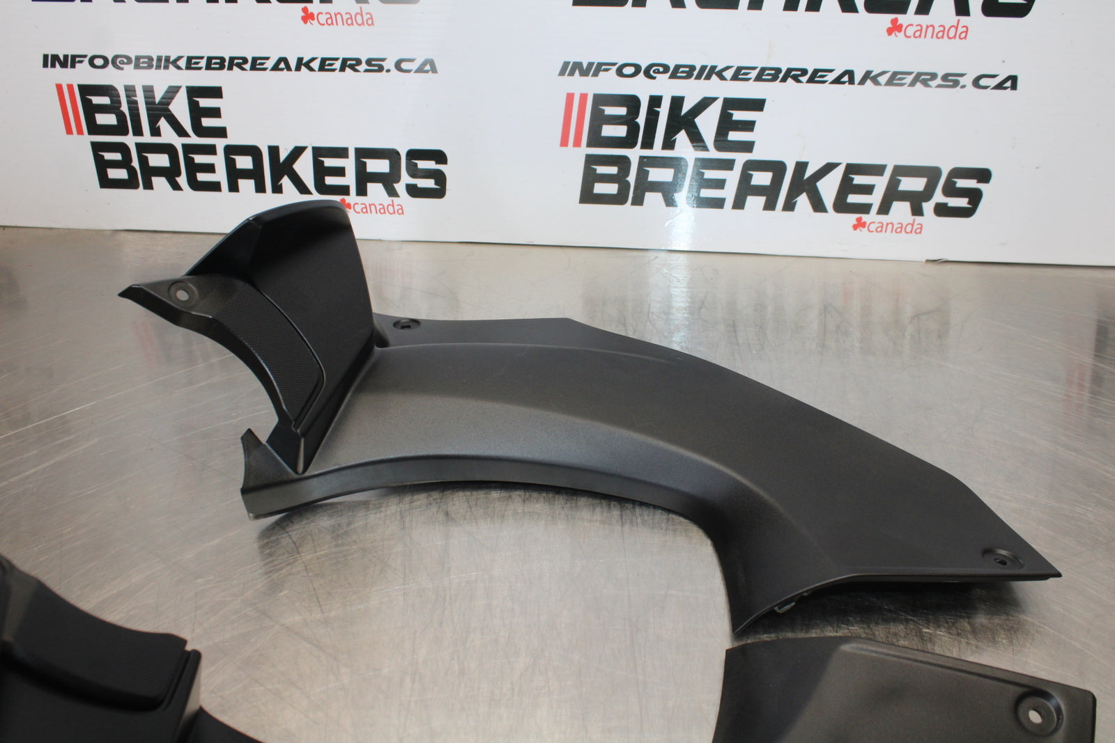 23-24 KAWASAKI NINJA ZX14R NEW!! RIGHT LEFT FRONT DUCT COVERS PANELS COWLS BB169