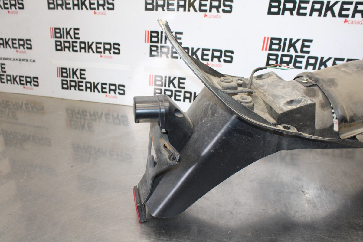 84 HONDA INTERCEPTOR 1000 VF1000F REAR BACK FENDER MUD GUARD BB878