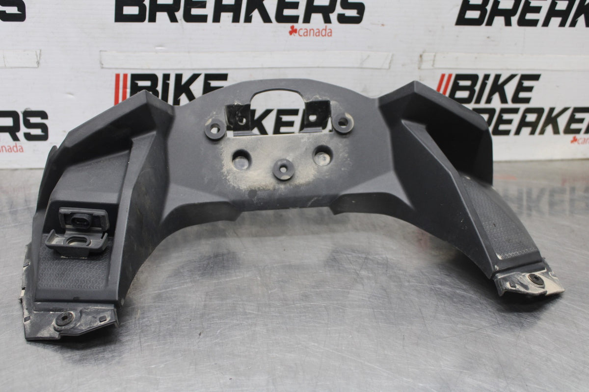 24-25 KAWASAKI NINJA 500 EX500J ABS FRONT CENTER FAIRING & USB-C CHARGER BB934