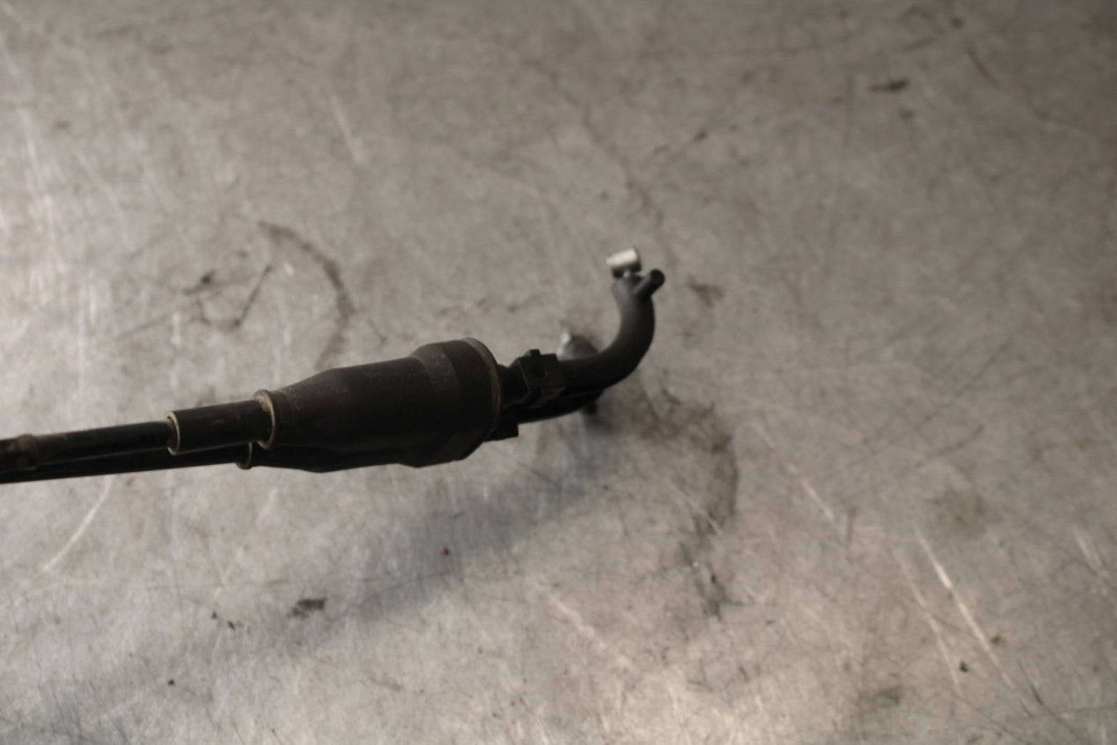 07-08 TRIUMPH DAYTONA 675 THROTTLE CABLES LINES BB685