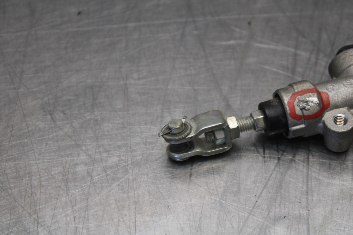 08 KAWASAKI VULCAN 1600 VN1600D NOMAD REAR BACK BRAKE MASTER CYLINDER BB904