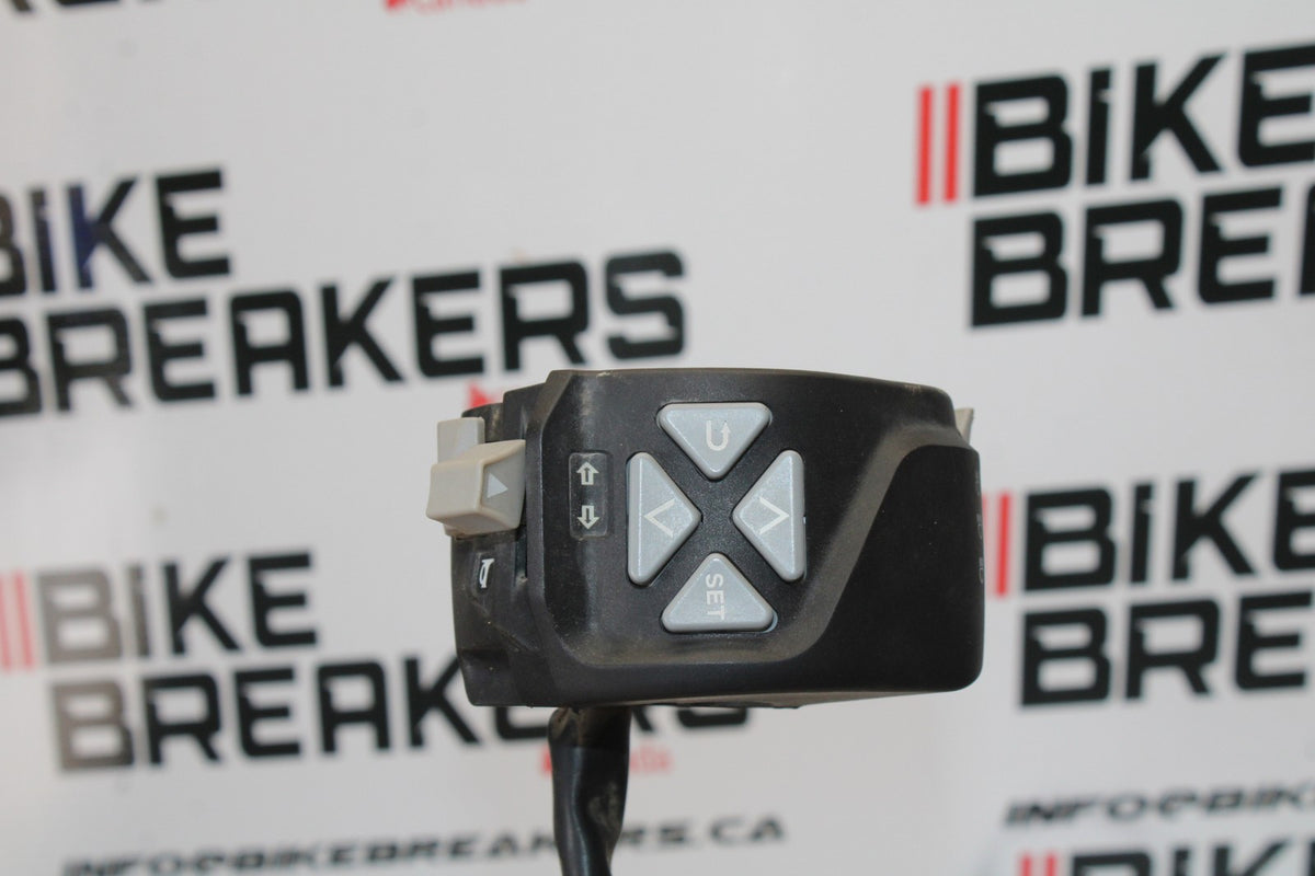 17-22 KTM 390 DUKE LEFT CLIP ON HANDLE HORN SIGNALS SWITCH SWITCHES BB180