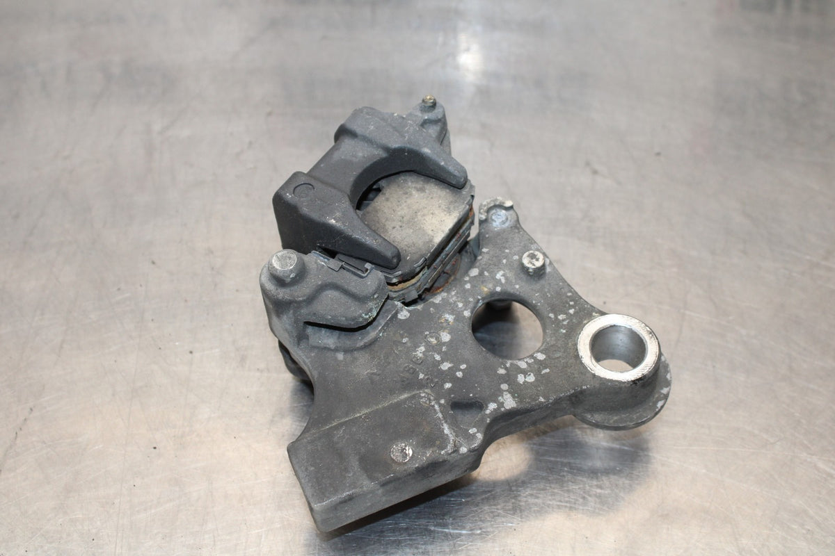 01-06 HONDA CBR600F4I REAR BACK BRAKE CALIPER W MOUNT BRACKET BB185